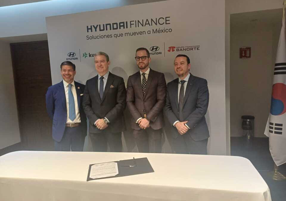 Hyundai se asocia con Banorte